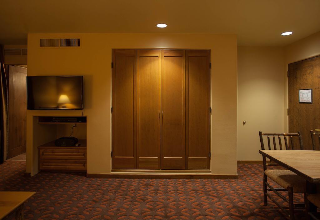 เวิลด์มาร์ค ทาออส Hotel เทาส์ ห้อง รูปภาพ